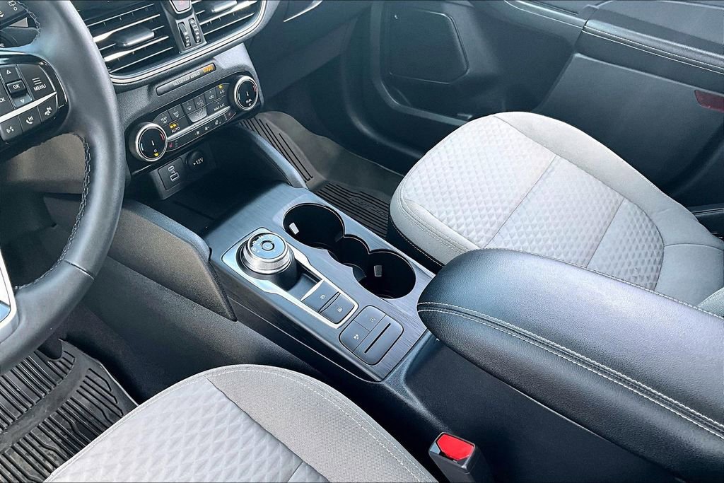 Certified 2022 Ford Escape SE w/ Convenience Package image 15