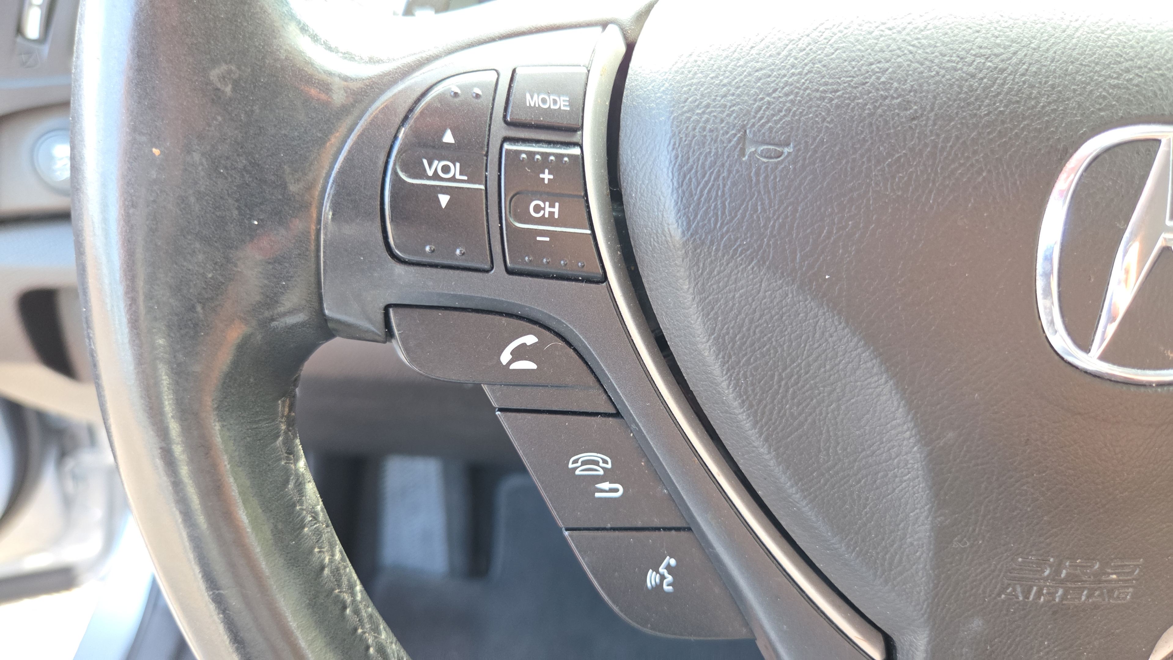 Used 2019 Acura ILX FWD image 25