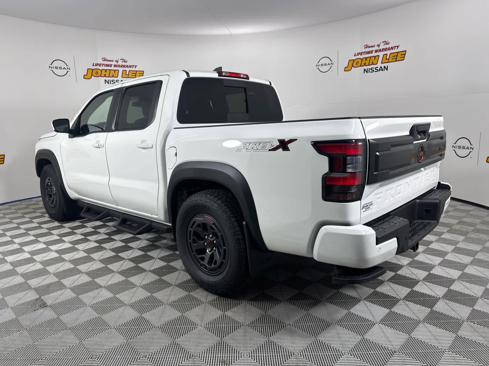 New 2026 Nissan Frontier Pro-X image 3