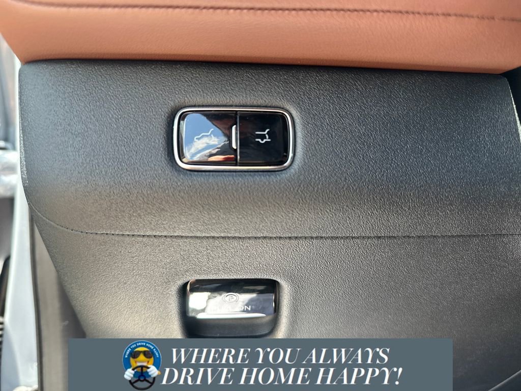 New 2025 Lincoln Navigator Reserve image 19