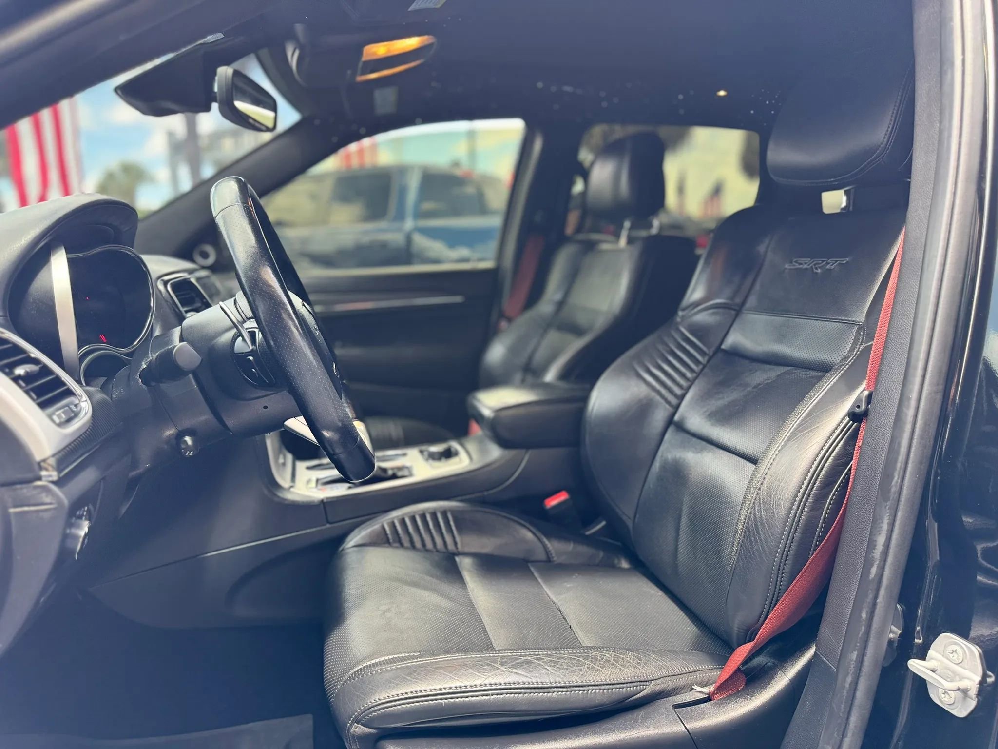 Used 2020 Jeep Grand Cherokee SRT AWD/4WD image 32