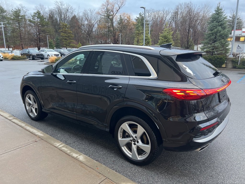Certified 2025 Audi Q5 Premium Plus image 37