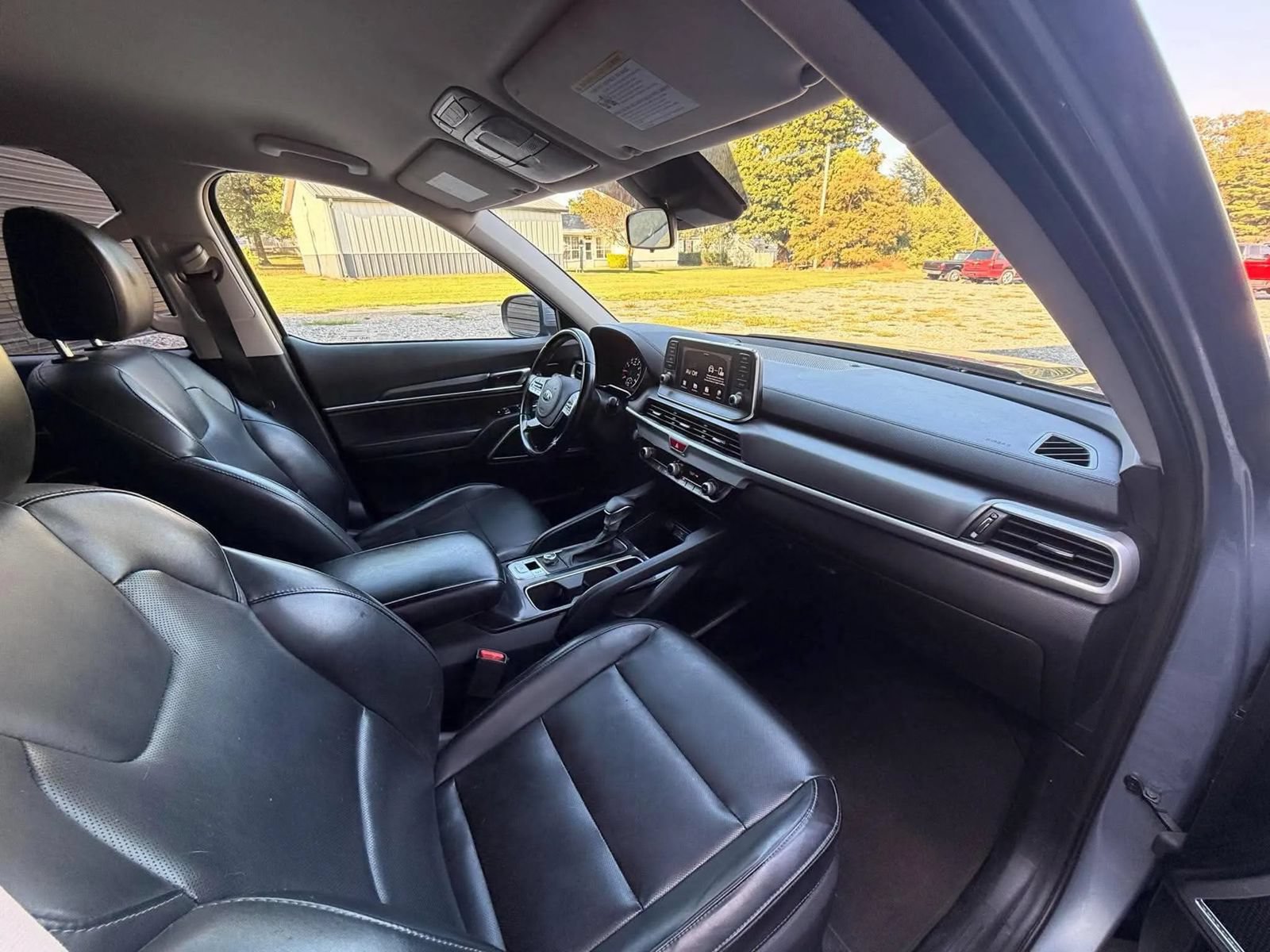 Used 2021 Kia Telluride LX FWD image 10