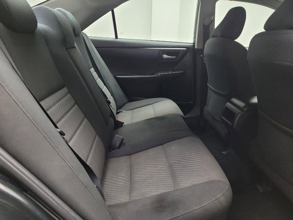 Used 2017 Toyota Camry LE FWD image 19
