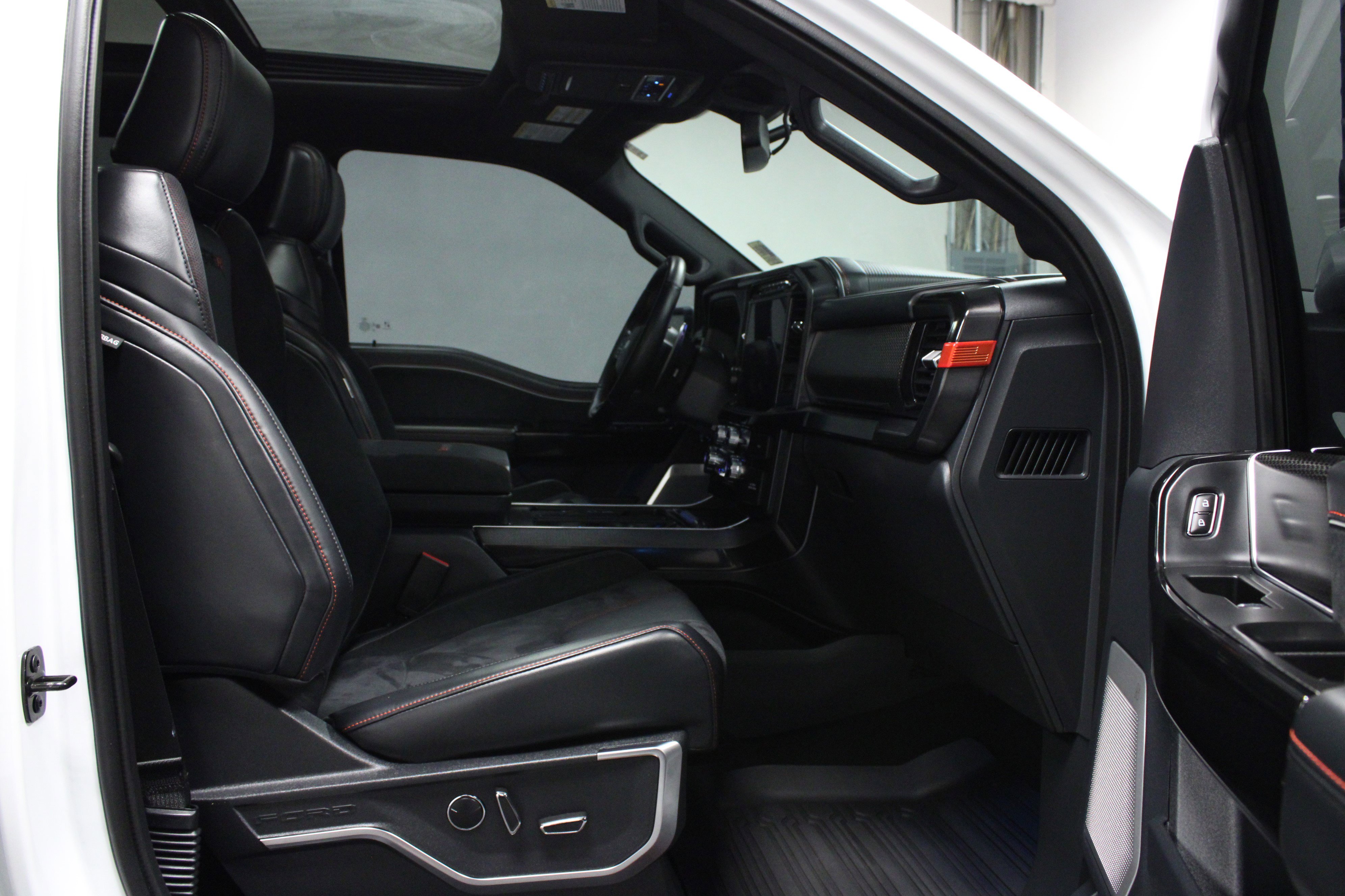 Used 2024 Ford F150 Raptor w/ Equipment Group 803A Raptor R AWD/4WD image 16