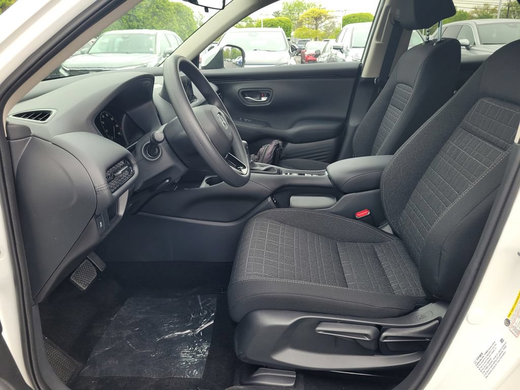New 2027 Honda HR-V LX image 12
