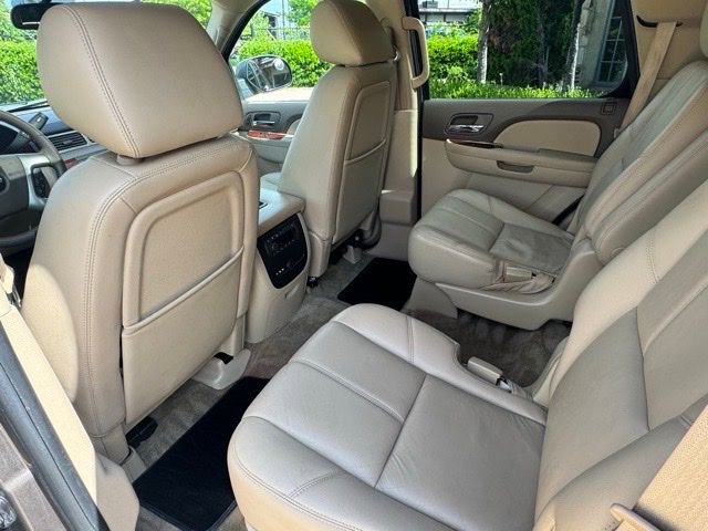 Used 2011 Chevrolet Tahoe LT RWD image 51