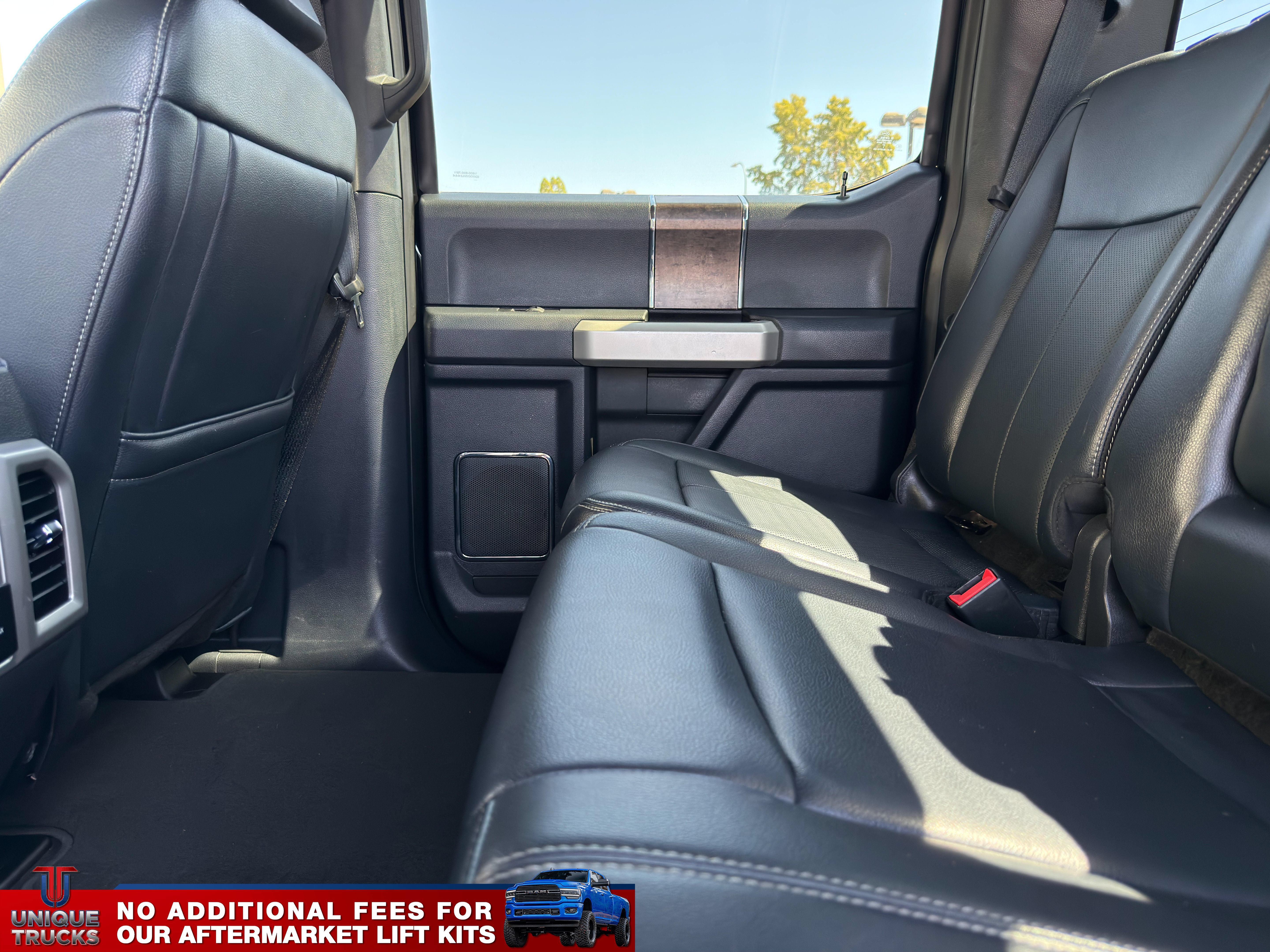 Used 2022 Ford F250 Lariat w/ Black Appearance Package AWD/4WD image 24