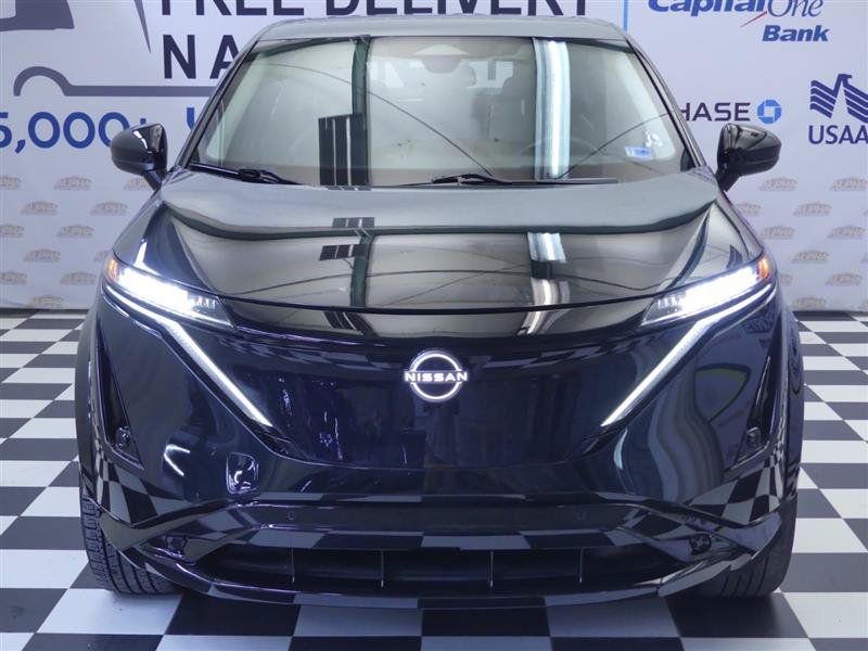 Used 2023 Nissan Ariya AWD image 2