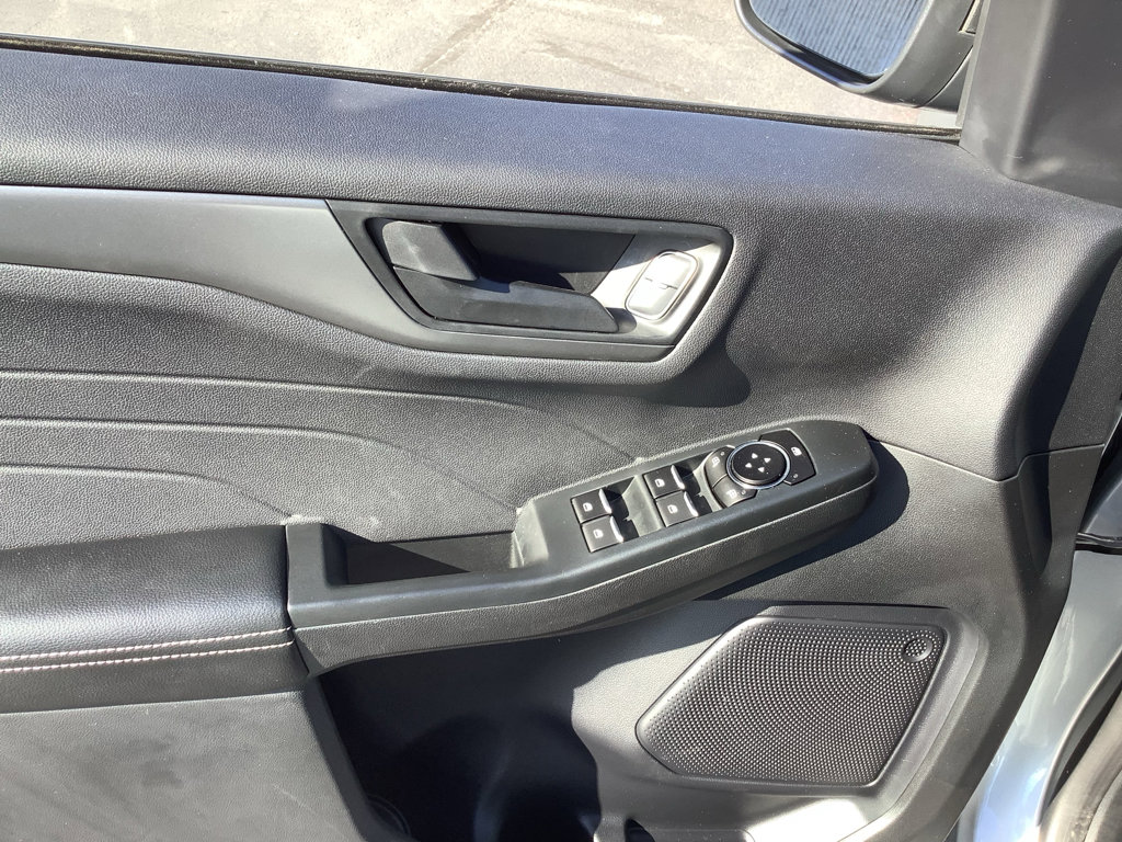 Used 2023 Ford Escape Active image 12