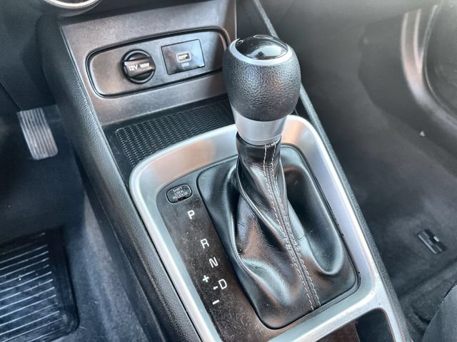 Used 2021 Hyundai Venue SE FWD image 21