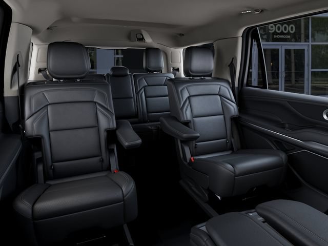 New 2027 Lincoln Navigator Premiere RWD image 11