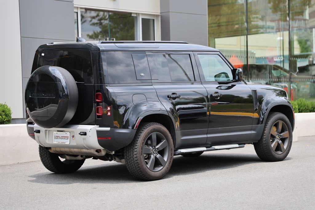 Used 2024 Land Rover Defender 110 S AWD/4WD image 4