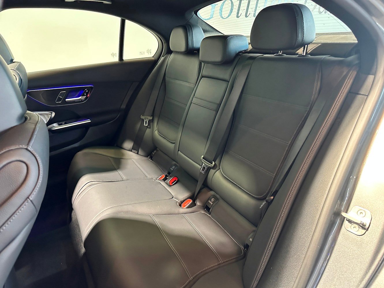 Certified 2024 Mercedes-Benz C 300 4MATIC Sedan image 31