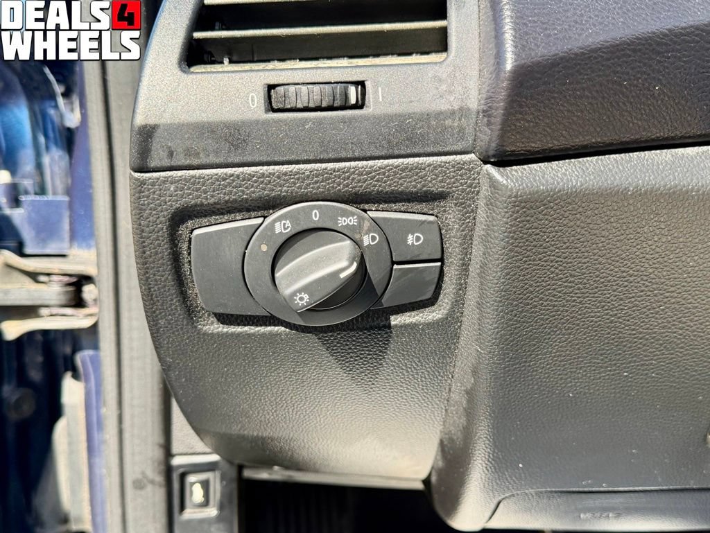 Used 2011 BMW 128i Convertible RWD image 12