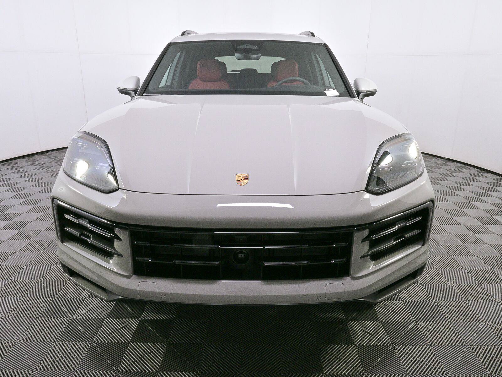 New 2026 Porsche Cayenne AWD/4WD image 34