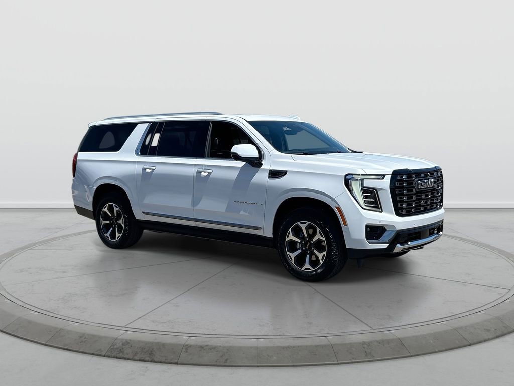 Used 2026 GMC Yukon XL Denali Ultimate AWD/4WD image 2