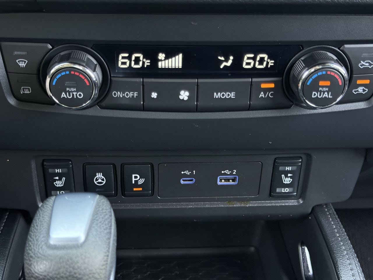 Used 2022 Nissan Frontier Pro-X w/ Pro-X Premium Package RWD image 22