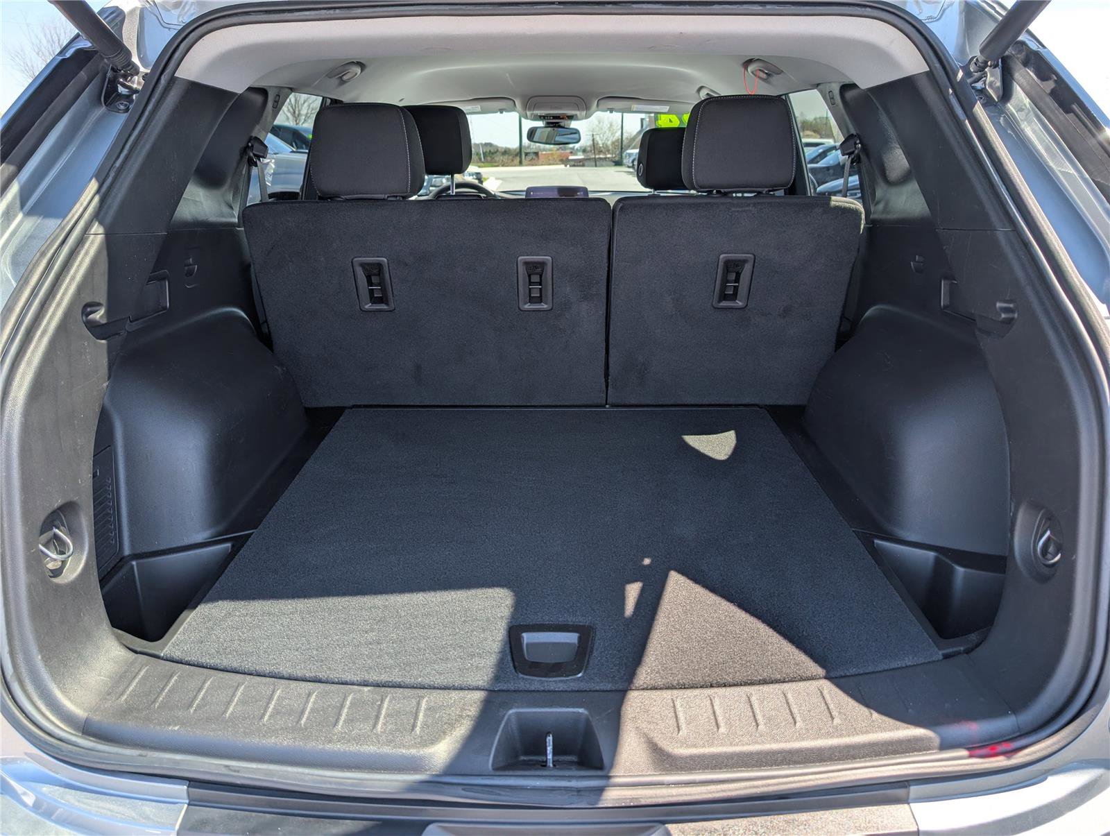 Used 2024 Chevrolet Blazer LT w/ Convenience Package image 13