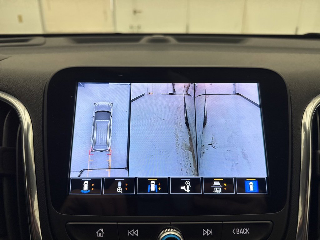 Used 2024 Chevrolet Equinox LT image 25