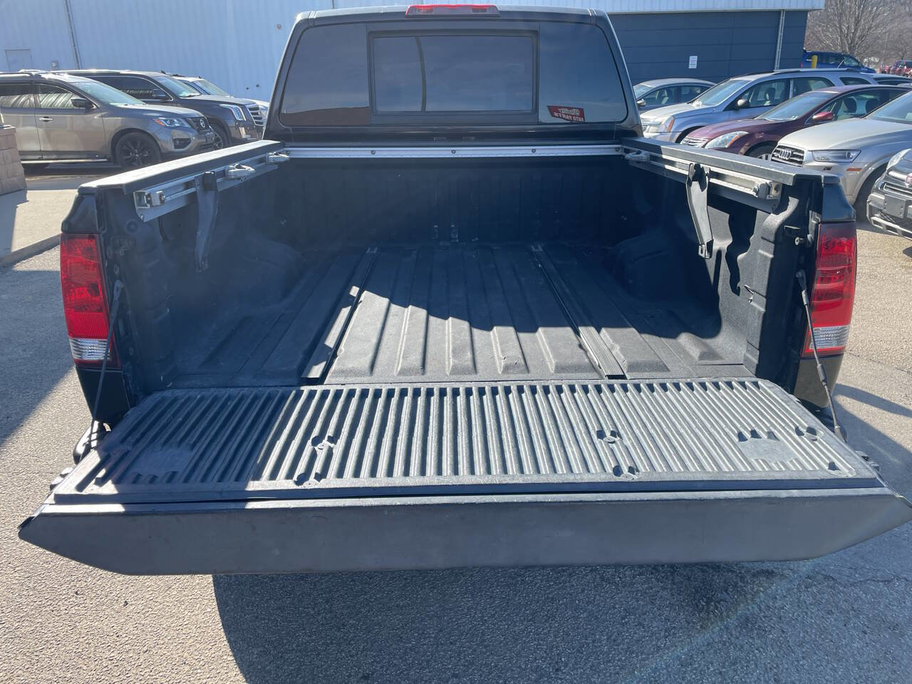 Used 2014 Nissan Titan PRO-4X w/ Pro-4x Luxury Package image 10