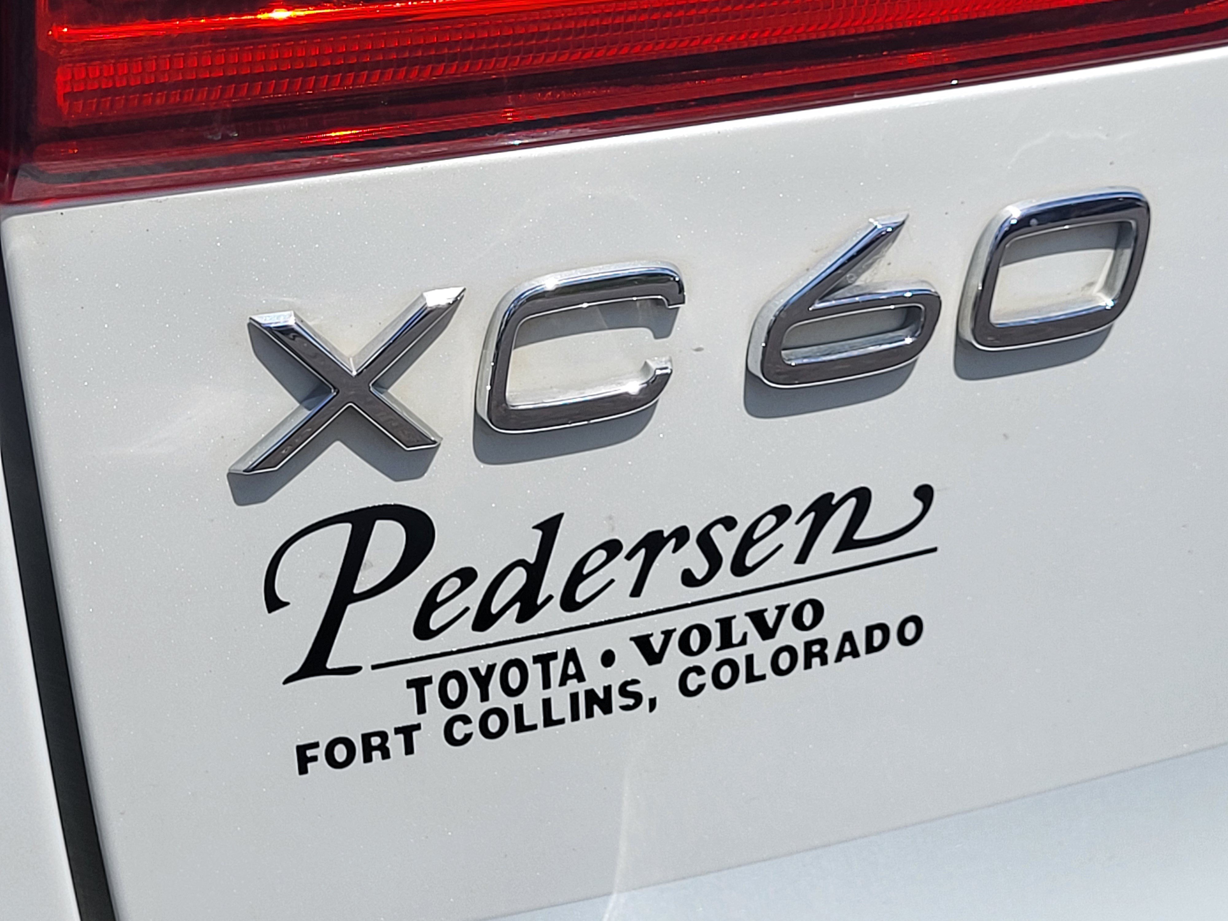 Used 2019 Volvo XC60 T6 Momentum w/ Advanced Package AWD/4WD image 9
