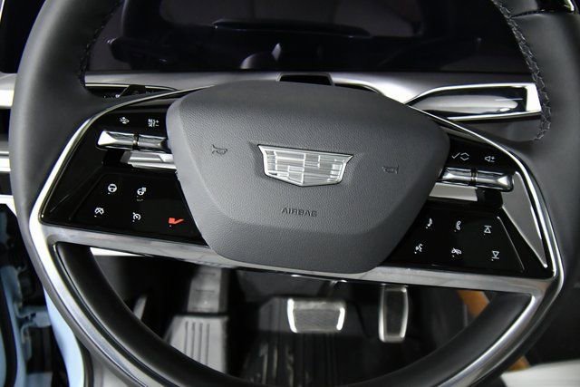 New 2026 Cadillac Vistiq Sport w/ LPO, Floor Liner Package image 9