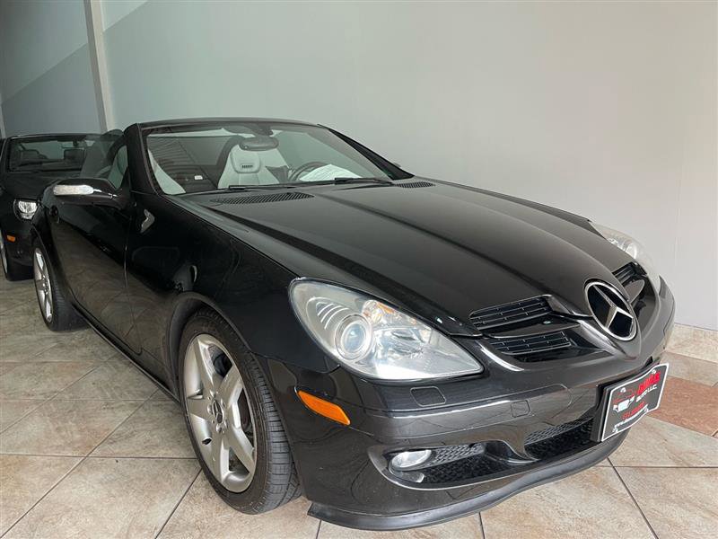 Used 2005 Mercedes-Benz SLK 350 image 5