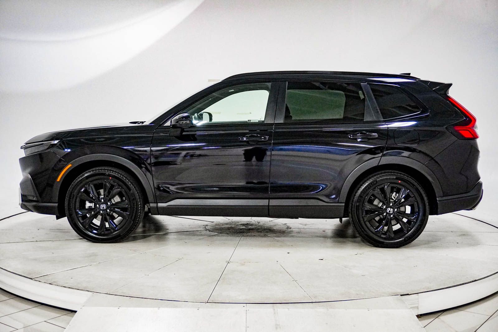 Certified 2026 Honda CR-V Sport Touring image 5
