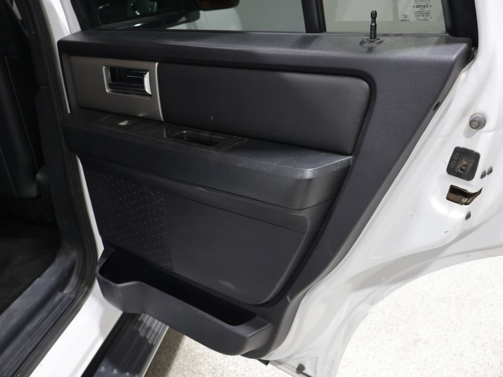 Used 2016 Ford Expedition Limited AWD/4WD image 25