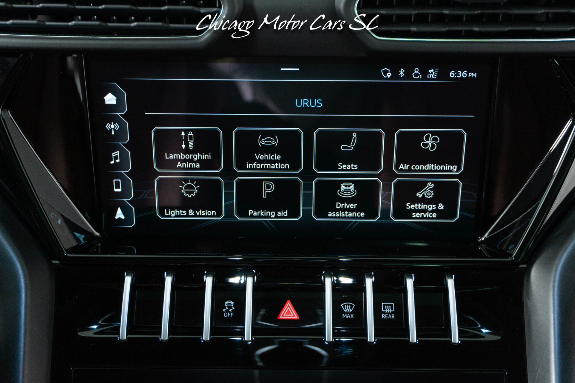 Used 2021 Lamborghini Urus AWD/4WD image 30