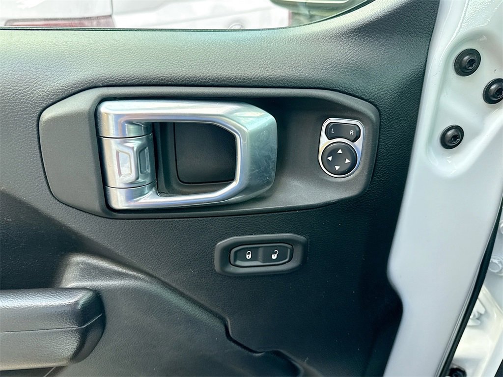 Used 2021 Jeep Wrangler Unlimited Sport image 18