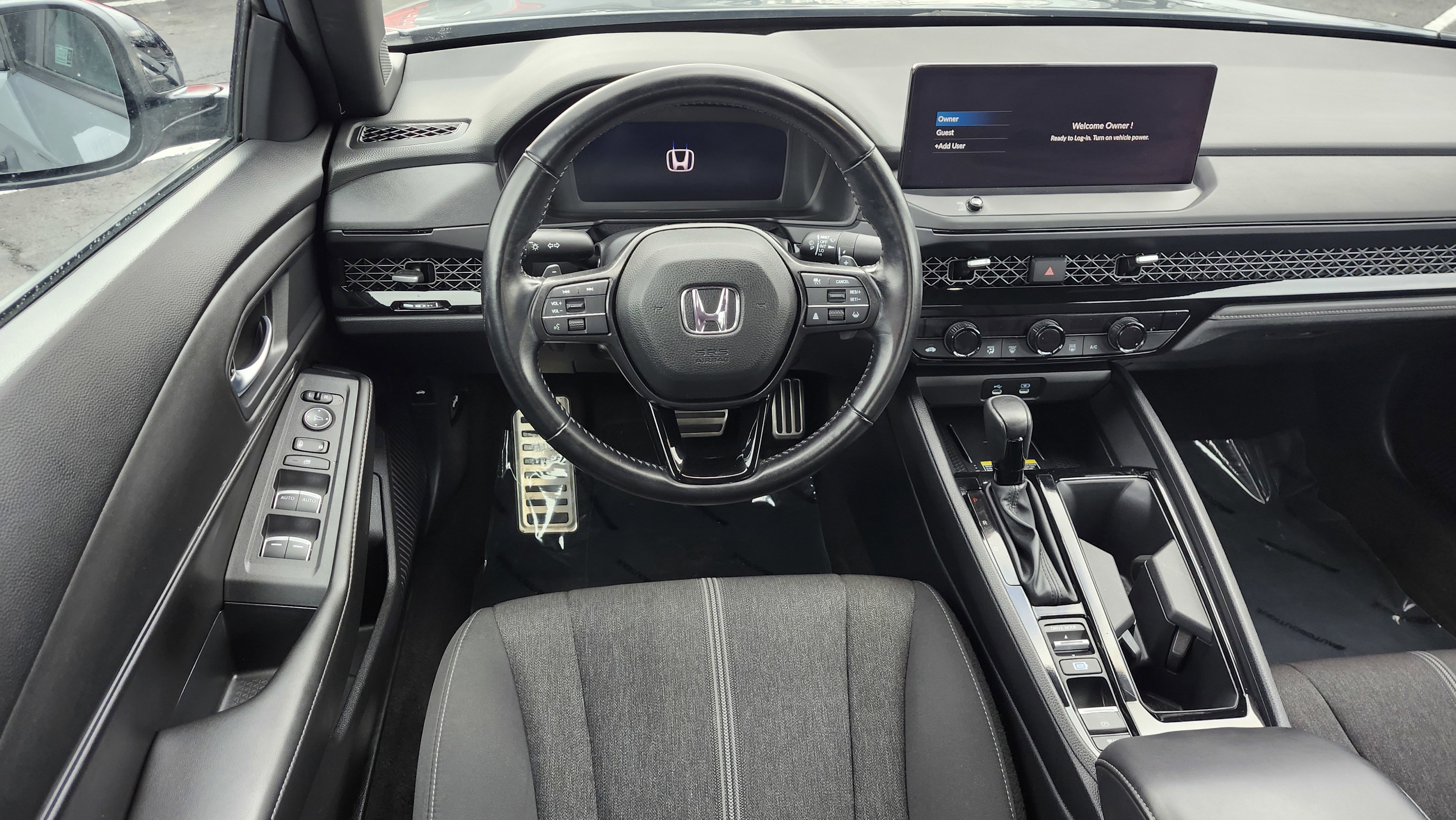 Used 2025 Honda Accord Sport image 29