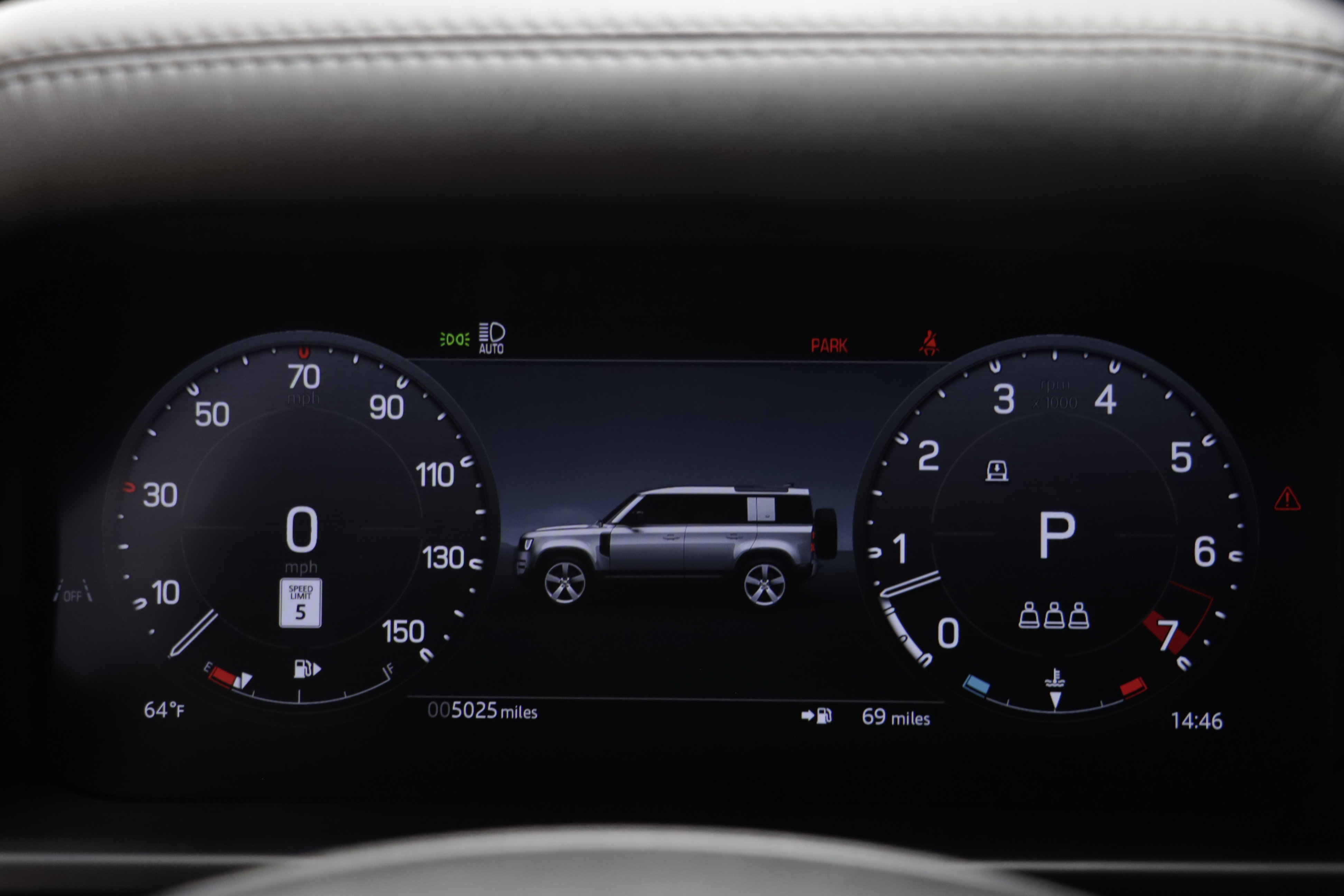 Certified 2026 Land Rover Defender 110 X-Dynamic SE AWD/4WD image 7