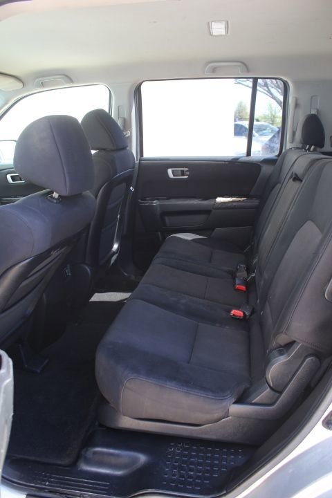 Used 2010 Honda Pilot LX image 13