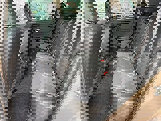 Used 2025 Nissan Rogue SV w/ SV Premium Package image 13