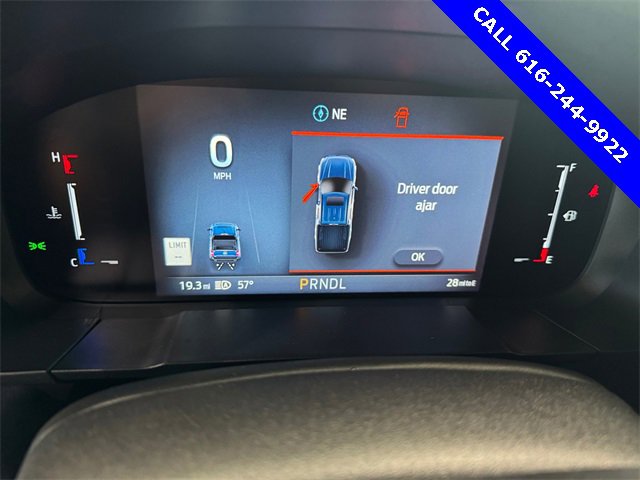 New 2025 Ford Maverick Lariat w/ Black Appearance Package image 4