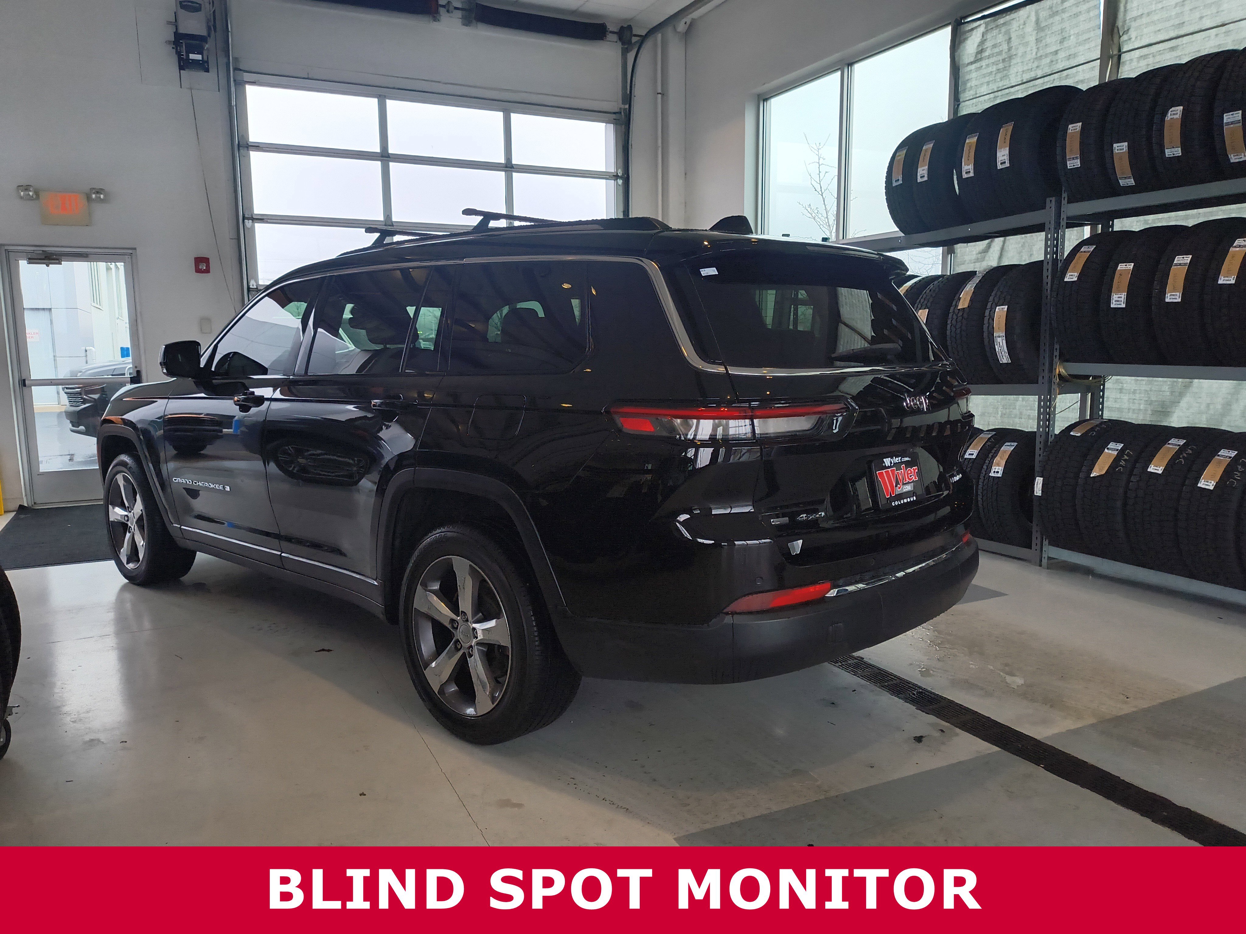 Used 2021 Jeep Grand Cherokee L Limited image 3