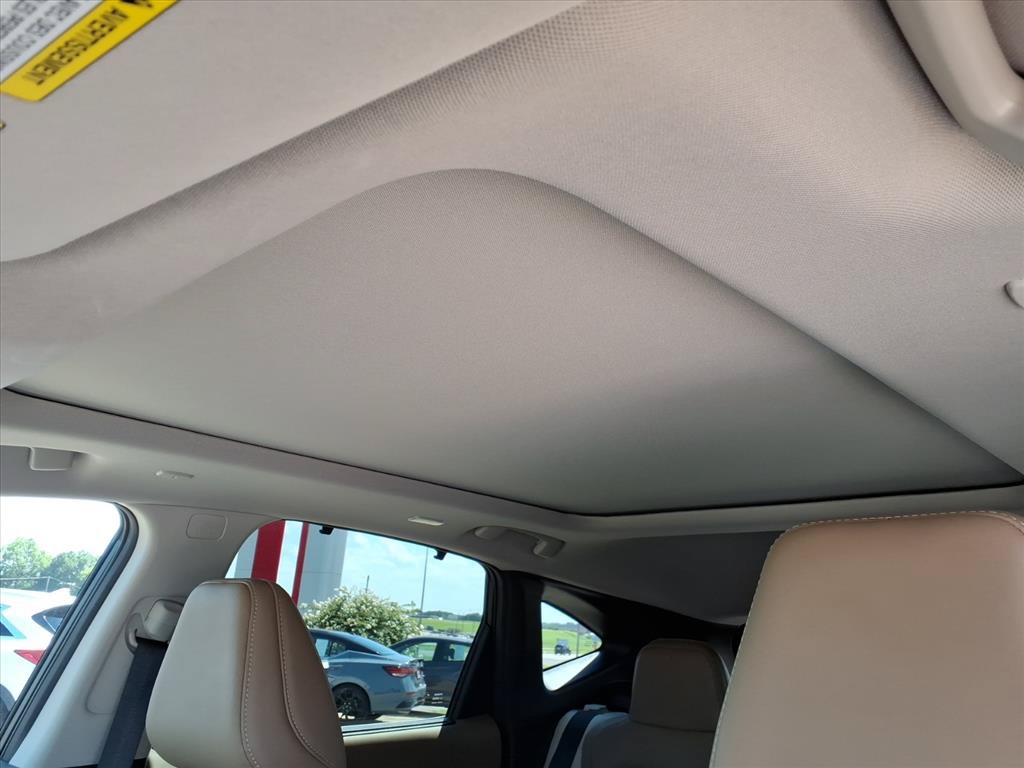 Certified 2025 Nissan Murano Platinum w/ Cargo Package AWD/4WD image 14