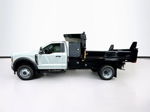 New 2026 Ford F550 4x4 Regular Cab Super Duty image 3