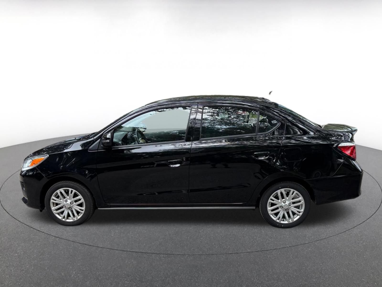 Used 2024 Mitsubishi Mirage G4 SE FWD image 4