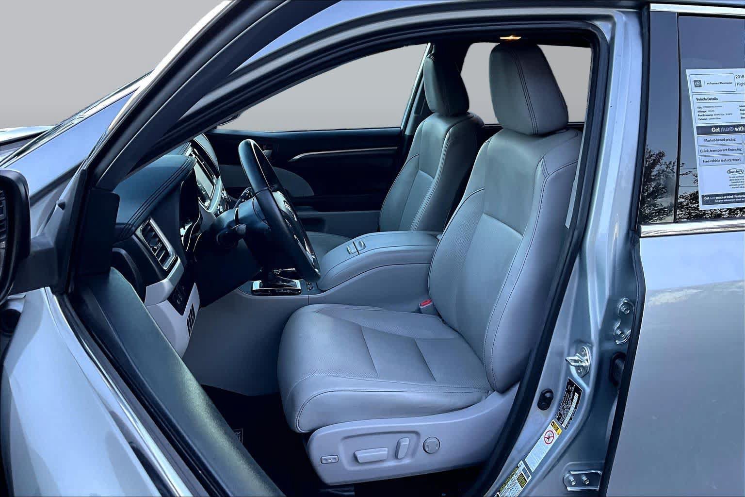 Certified 2018 Toyota Highlander Limited AWD/4WD image 9
