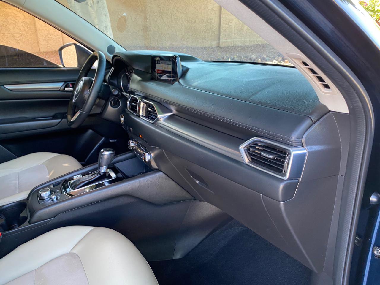 Used 2018 MAZDA CX-5 Touring w/ Preferred Equipment Package FWD image 45