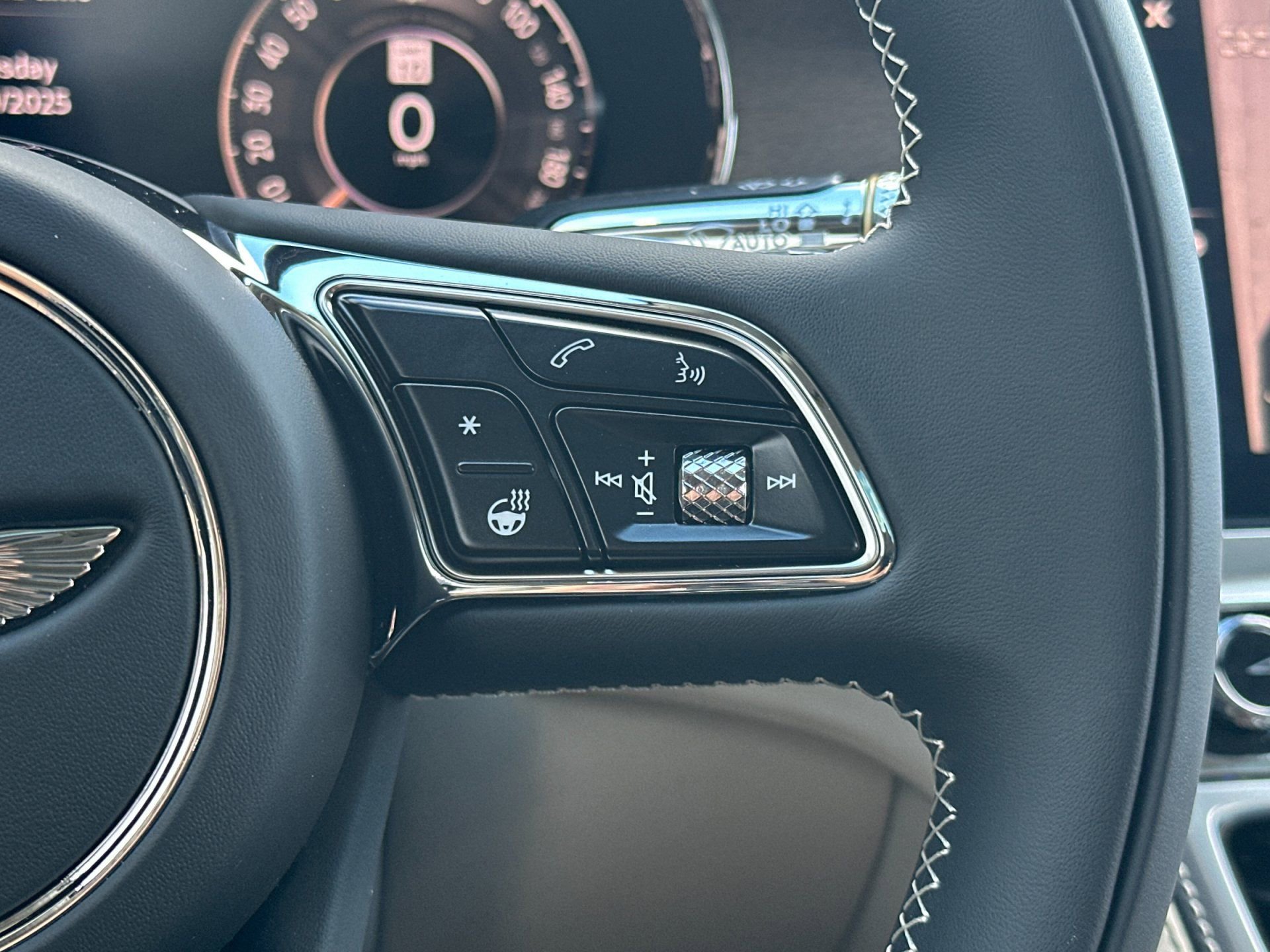 New 2026 Bentley Flying Spur Azure image 28