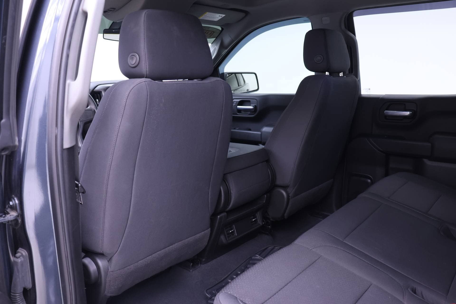 Used 2021 Chevrolet Silverado 1500 Custom w/ LPO, Dark Essentials Package image 10