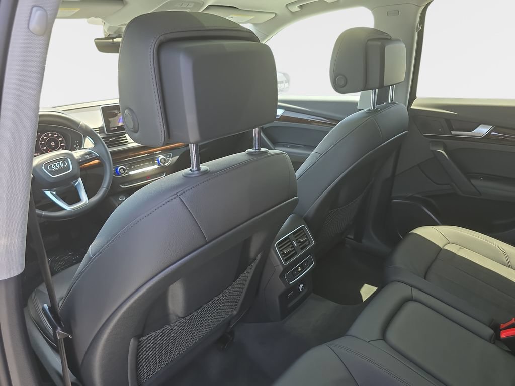 Used 2019 Audi Q5 Premium Plus w/ Premium Plus Package AWD/4WD image 10