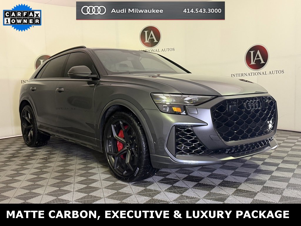 Used 2025 Audi RS Q8 performance
