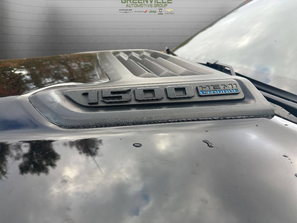 Used 2024 RAM 1500 Laramie AWD/4WD image 10