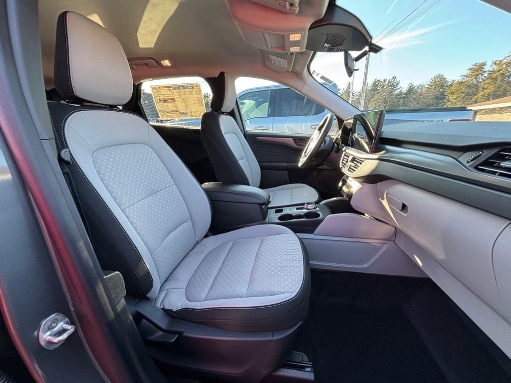 New 2026 Ford Escape Active w/ Tech Pack #1 image 17
