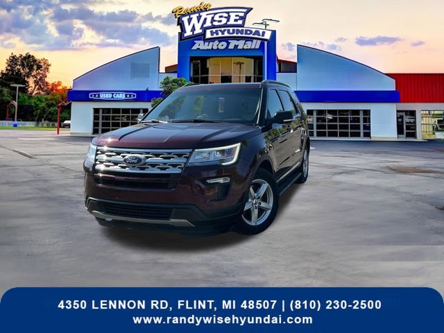 Used 2019 Ford Explorer XLT w/ Equipment Group 202A FWD image 2
